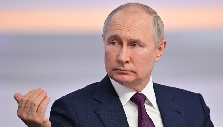 Русия спира едностранно военните действия за 30 часа, но предупреждава, че остава в готовност срещу "провокации" Русия спира едностранно военните действия за 30 часа, но предупреждава, че остава в готовност срещу "провокации"