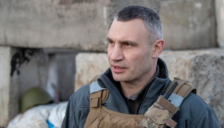 Кметът на Киев говори за "болезнено решение" часове след кървавата атака над столицата Кметът на Киев говори за "болезнено решение" часове след кървавата атака над столицата