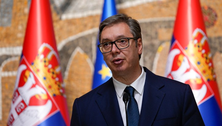 Сръбският лидер ще пътува сам, оставяйки правителството "да работи за евроинтеграцията" Сръбският лидер ще пътува сам, оставяйки правителството "да работи за евроинтеграцията"