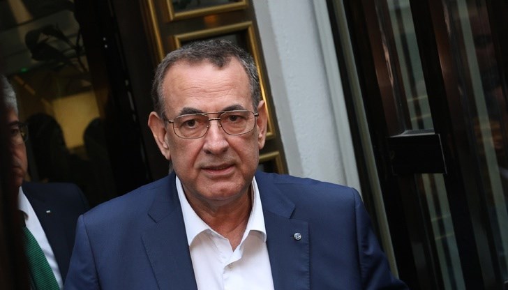 Причина за отлагането е хоспитализация на адвокатката на ДПС Причина за отлагането е хоспитализация на адвокатката на ДПС