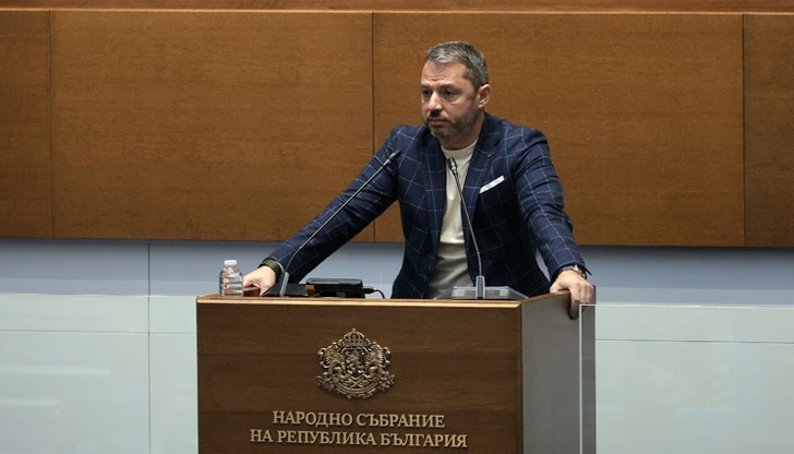 "Възраждане" заплаши с президентско вето "Възраждане" заплаши с президентско вето