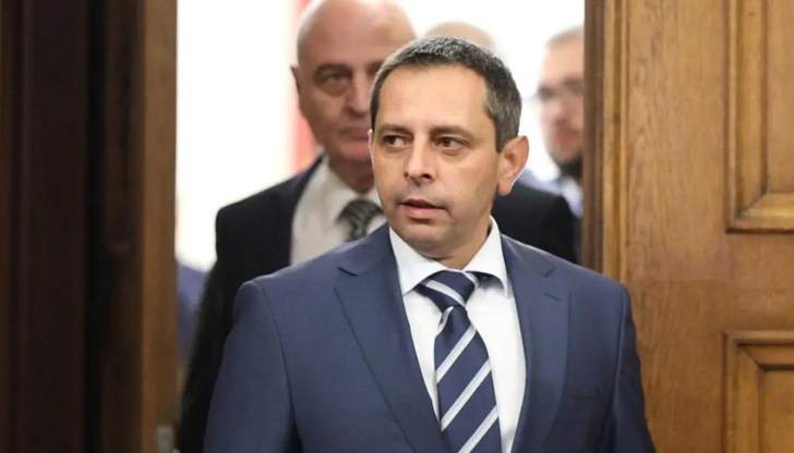 Депутатът от МЕЧ призова Слави Трифонов да се разграничи от управлението в името на България Депутатът от МЕЧ призова Слави Трифонов да се разграничи от управлението в името на България