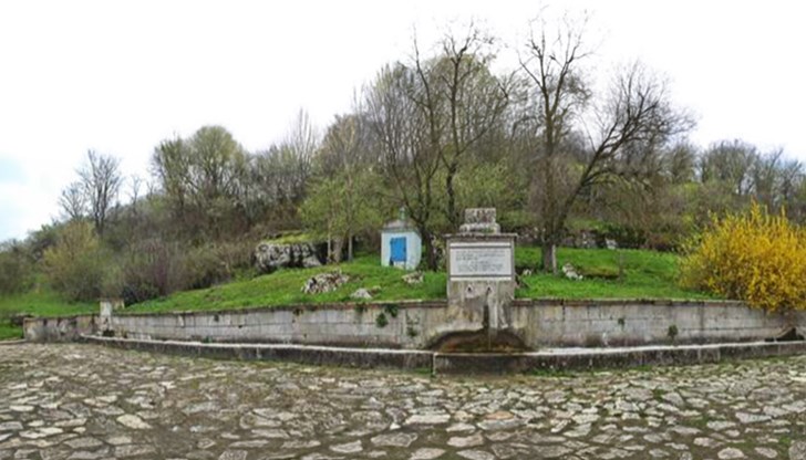 Паркът на мира и реновираната чешма превръщат малкото село в атрактивна туристическа дестинация Паркът на мира и реновираната чешма превръщат малкото село в атрактивна туристическа дестинация