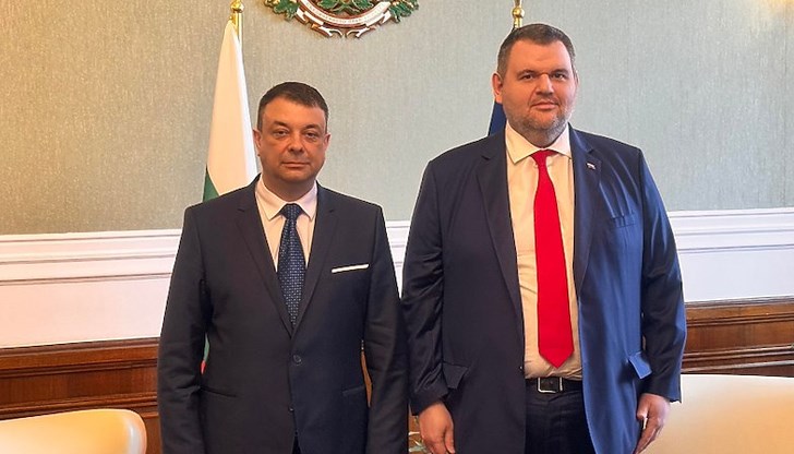 Ахмед Доган губи контрол над традиционни бастиони Ахмед Доган губи контрол над традиционни бастиони