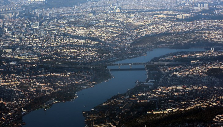 Епицентърът на труса бил в Мраморно море, на близо 18 километра от града Епицентърът на труса бил в Мраморно море, на близо 18 километра от града