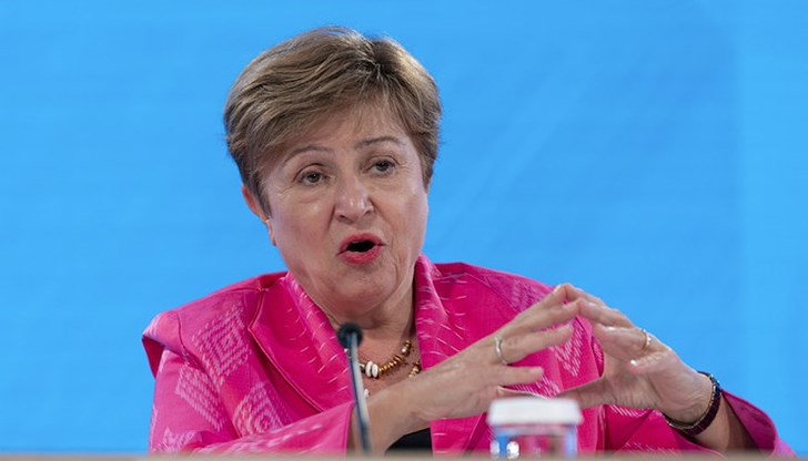 Кристалина Георгиева предупреждава за потенциални проблеми в небанковия сектор на фона на нарастващо търговско напрежение Кристалина Георгиева предупреждава за потенциални проблеми в небанковия сектор на фона на нарастващо търговско напрежение