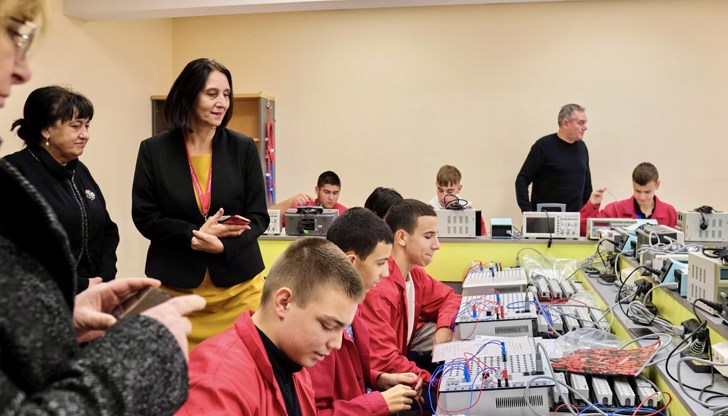 Бизнесът търси кадри, но не създава достатъчно възможности за обучение Бизнесът търси кадри, но не създава достатъчно възможности за обучение