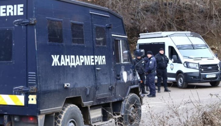 Специализираните екипи ще следят за агресивни водачи по "Хемус" и "Тракия" Специализираните екипи ще следят за агресивни водачи по "Хемус" и "Тракия"