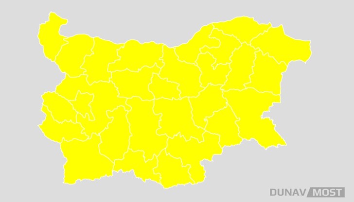 Зимата се завръща с вятър и сняг в Североизточна България Зимата се завръща с вятър и сняг в Североизточна България