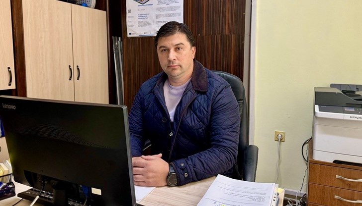 Лачезар Иванов заемаше временно длъжността след назначаването на Борислав Рачев за заместник-кмет Лачезар Иванов заемаше временно длъжността след назначаването на Борислав Рачев за заместник-кмет