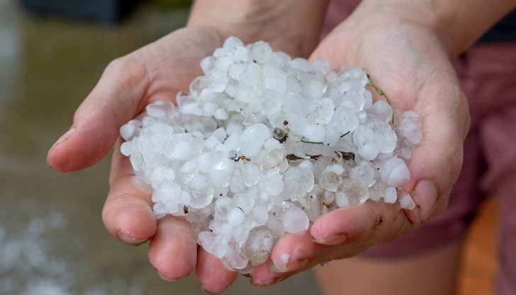 Североизточна България продължава да разчита само на самолетния способ със всичките му ограничения Североизточна България продължава да разчита само на самолетния способ със всичките му ограничения