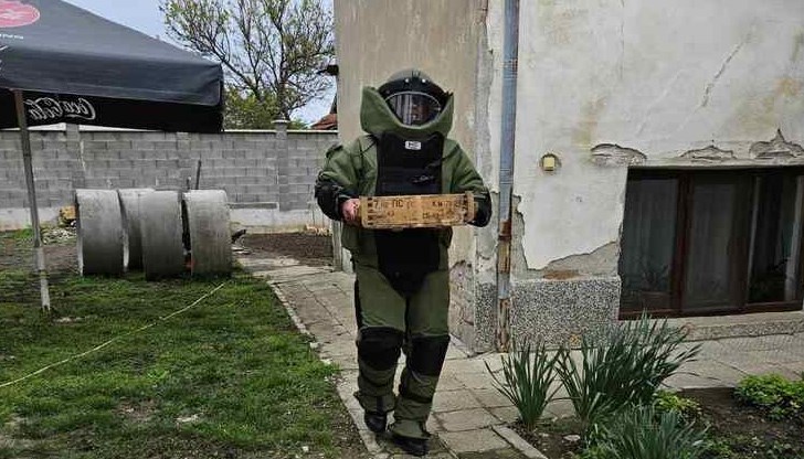 Експертният екип от 55-и инженерен полк успешно унищожи опасния боеприпас, открит в дворно място Експертният екип от 55-и инженерен полк успешно унищожи опасния боеприпас, открит в дворно място