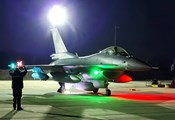 Последните два изтребителя F-16 кацнаха в Граф Игнатиево Последните два изтребителя F-16 кацнаха в Граф Игнатиево