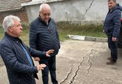 Водна авария срути главната улица в село Екзарх Йосиф Водна авария срути главната улица в село Екзарх Йосиф