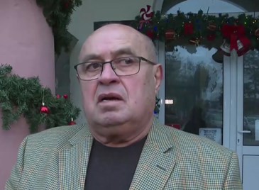 Жители на село Ряхово все още чакат дърва за огрев, платени през юли Жители на село Ряхово все още чакат дърва за огрев, платени през юли