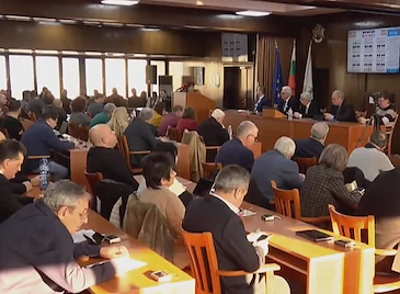 Общинският съвет одобри покупката на ТИР-паркинга за 10 милиона евро Общинският съвет одобри покупката на ТИР-паркинга за 10 милиона евро