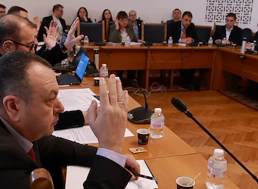 Депутатите отхвърлиха ветото на Илияна Йотова върху Изборния кодекс Депутатите отхвърлиха ветото на Илияна Йотова върху Изборния кодекс