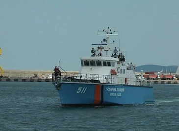 Откриха риболовния кораб, изчезнал край Маслен нос Откриха риболовния кораб, изчезнал край Маслен нос