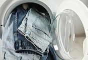 Три чести грешки съсипват дънките в пералнята Три чести грешки съсипват дънките в пералнята