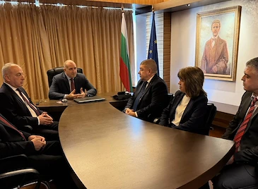 Румен Радев регистрира „Прогресивна България“ за изборите Румен Радев регистрира „Прогресивна България“ за изборите