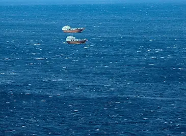 Иран отново ограничи преминаването през Ормузкия проток Иран отново ограничи преминаването през Ормузкия проток