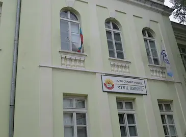 Общинският съвет в Русе променя правилата за прием в първи клас Общинският съвет в Русе променя правилата за прием в първи клас