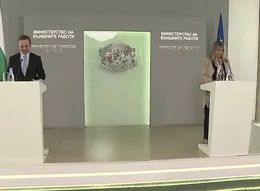 Институциите отчитат рекордна активност на вота в чужбина Институциите отчитат рекордна активност на вота в чужбина