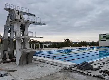 Шести анекс блокира откриването на плувния комплекс в Русе Шести анекс блокира откриването на плувния комплекс в Русе