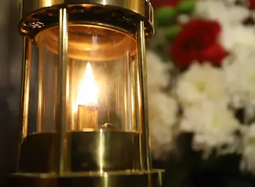 И тази година благодатният огън пристига в Русе от Румъния И тази година благодатният огън пристига в Русе от Румъния