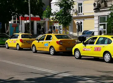 Таксиметровият бранш в Русе поиска скок на тарифите Таксиметровият бранш в Русе поиска скок на тарифите