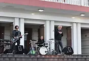 Откриха майските празници в Бяла с рев на мотори и концерт на група "Тангра" Откриха майските празници в Бяла с рев на мотори и концерт на група "Тангра"