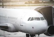 Липса на керосин предизвика безпрецедентно сливане на пътнически полети Липса на керосин предизвика безпрецедентно сливане на пътнически полети