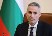 Андрей Гюров: Слизаме от сцената с достойнство Андрей Гюров: Слизаме от сцената с достойнство