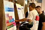Изложба в Русе показва капаните пред учениците в интернет Изложба в Русе показва капаните пред учениците в интернет