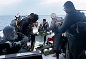 Извадиха телата на двама от загиналите водолази на Малдивите Извадиха телата на двама от загиналите водолази на Малдивите