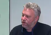 Ясен Танев: "Търговци на надежда" мамят зрелостници в интернет Ясен Танев: "Търговци на надежда" мамят зрелостници в интернет