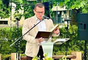 Пенчо Милков участва в общоградското четене на Библията в Русе Пенчо Милков участва в общоградското четене на Библията в Русе