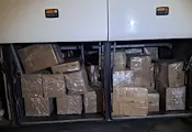 Конфискуваха 2 тона овча лой от пътнически автобус Конфискуваха 2 тона овча лой от пътнически автобус