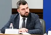 Георг Георгиев: Румен Радев поля всички с леден душ Георг Георгиев: Румен Радев поля всички с леден душ