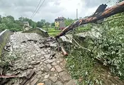 Мостът на Колю Фичето в Дряново е повреден Мостът на Колю Фичето в Дряново е повреден