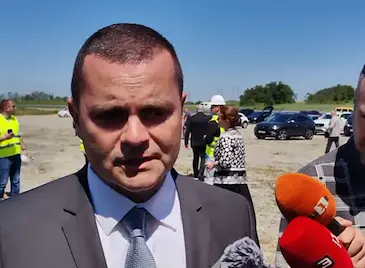 Пенчо Милков: Държавата се провали с ларвите на комарите Пенчо Милков: Държавата се провали с ларвите на комарите