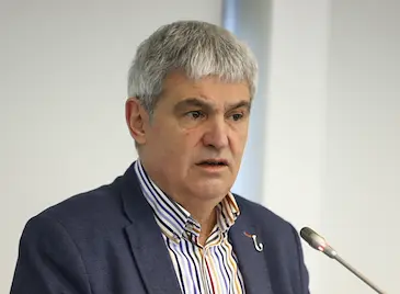 Пламен Димитров: Минималната заплата трябва да достигне 1 000 евро Пламен Димитров: Минималната заплата трябва да достигне 1 000 евро