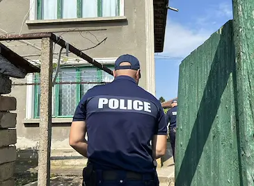 Жени откраднаха 80 000 евро от чужденец в Русе Жени откраднаха 80 000 евро от чужденец в Русе