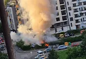 6 коли изгоряха на паркинг в София 6 коли изгоряха на паркинг в София