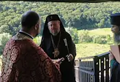 Митрополит Наум възглави празнично богослужение в Крепчанския скален манастир Митрополит Наум възглави празнично богослужение в Крепчанския скален манастир