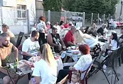 Лом отпразнува Деня на съседа с обща трапеза под открито небе Лом отпразнува Деня на съседа с обща трапеза под открито небе