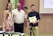 Два елитни русенски випуска получиха своите дипломи Два елитни русенски випуска получиха своите дипломи