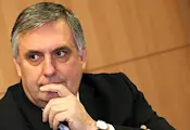 Ивайло Калфин: Румен Радев търси вътрешни дивиденти със странни аргументи Ивайло Калфин: Румен Радев търси вътрешни дивиденти със странни аргументи