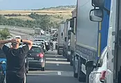 Тежка катастрофа с ТИР затвори магистрала "Струма" Тежка катастрофа с ТИР затвори магистрала "Струма"
