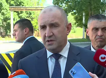 Румен Радев: Ситуацията е много сложна, пари в хазната няма Румен Радев: Ситуацията е много сложна, пари в хазната няма
